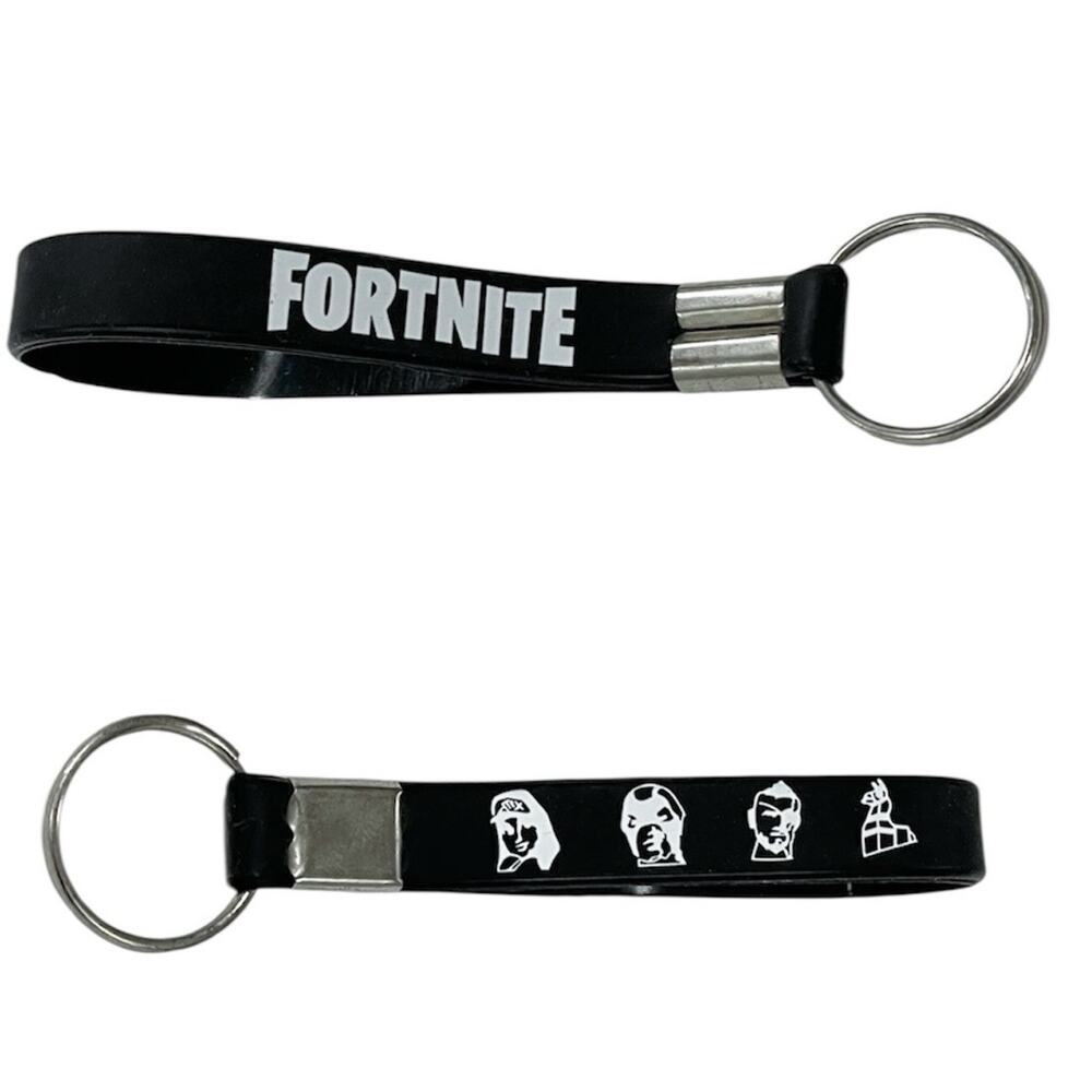 Fortnite Rubber Logo Ring Keychain Black White Video Gaming Fandom Llama